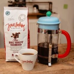 Jones Brothers Coffee The Big Shot Koffiebonen - 6 X 500 Gram 10 Jones Brothers Coffee The Big Shot Koffiebonen - 6 X 500 Gram -Koffiedrank Winkel 1200x1200 170