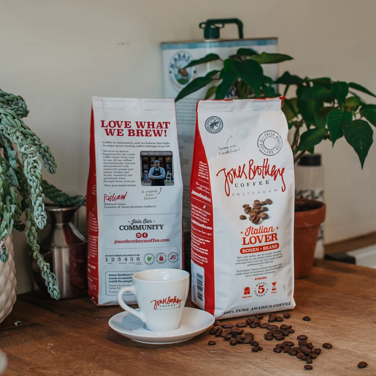 Jones Brothers Coffee Koffiebonen Italian Lover – 6 X 500 Gram 6 Jones Brothers Coffee Koffiebonen Italian Lover – 6 X 500 Gram - Afbeelding 4