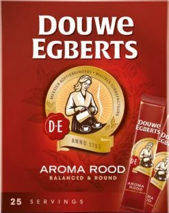 Douwe Egberts Aroma Rood Sticks Oploskoffie - 6 X 25 Zakjes -Koffiedrank Winkel 954x1200 1